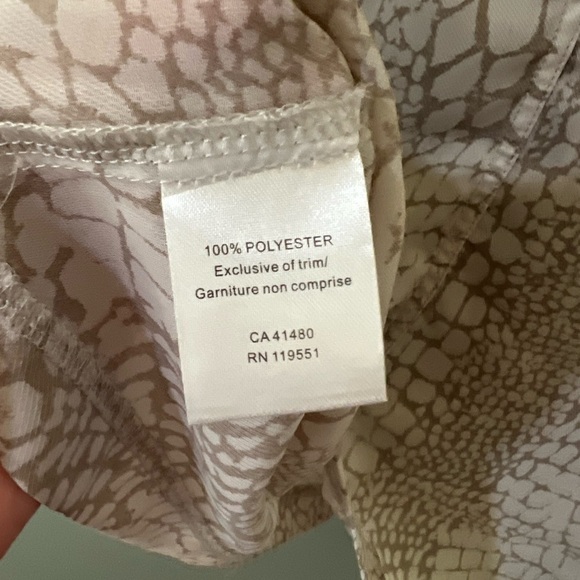 Gentle Fawn Dolman Sleeve Cutout Detail Blouse Size extra small animal print - Picture 6 of 6